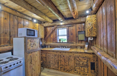 Fond du Lac Apartment | Pet-Friendly Countryside Cottage w/Fire Pit!