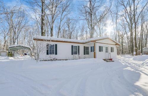 Gaylord House | Pet Friendly Family Home: 1 Mi to Otsego Lake