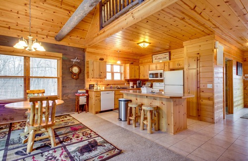 Garrison Cottage | Pet-friendly Garrison Retreat w/Gas Fireplace!