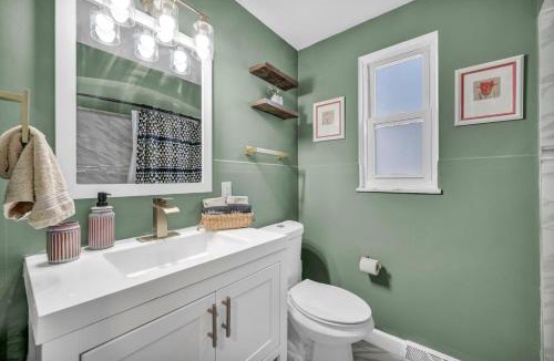 Lakewood House | Pet-Friendly Home - Sleeps 6 - Walkable Lakewood
