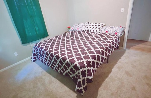 Central Oklahoma City House | Pet friendly,king beds,fully fenced ,3 bedroom