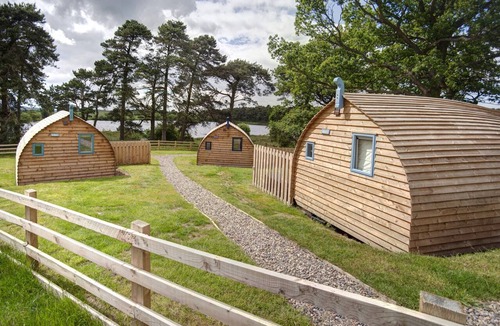 Langley-on-Tyne Ski Chalet | Pet-friendly Lakeside Cabin