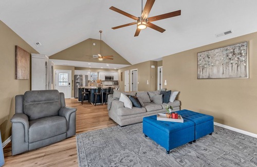 Waldron House | Pet-Friendly Near Kansas City, Fenced Yard, King Suite, Blackstone
