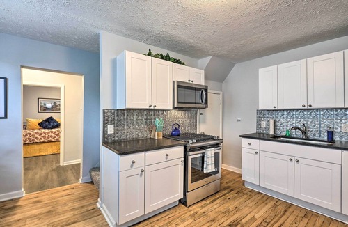 Northside House | Pet-Friendly Pad w/Fire Pit ~ 5 Mi to Cincy!