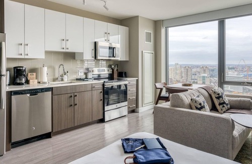 West End Apartment | Pet-Friendly Studio in Boston Near Metro