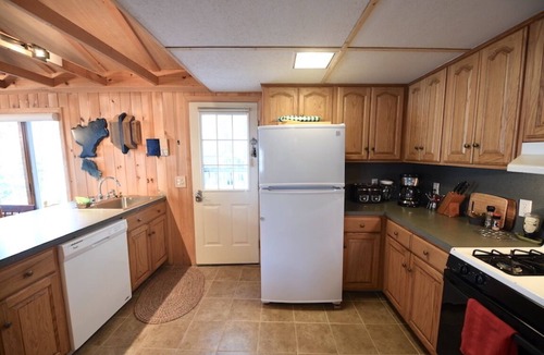 Standish House | Pet-Friendly Waterfront Retreat w/Sunset Views & Sandy Beach on Frye Island