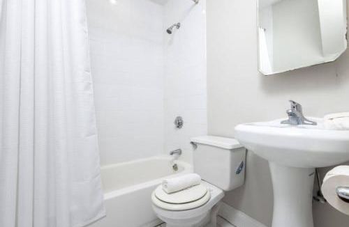 Prudential - St. Botolph Apartment | Petit Studio in Back Bay