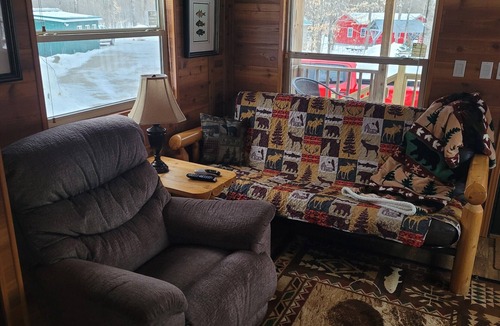 Petoskey Cabin | Petoskey - Quaint Cabin in a secluded wooded setting.