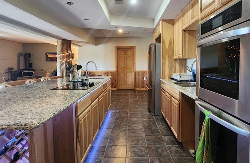 Glennie Cabin | Phantom Pines Lodge | 3-Story, Private Golf Course View