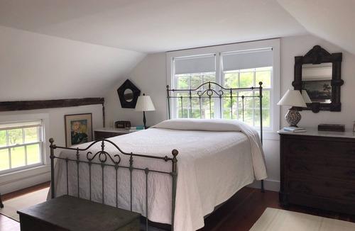 Tyringham House | Picture-perfect farmhouse nestled in Berkshire County, MA near Tanglewood