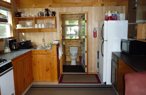 Shingleton Cottage | Pictured Rocks area Lake Front Cottage in Upper Peninsula Michigan