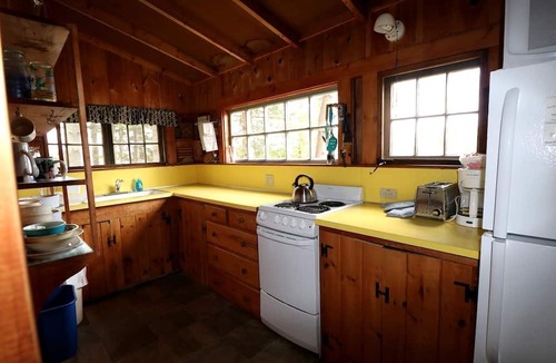 West Boothbay Harbor Cottage | Picturesque Cottage Rental in West Boothbay Harbor, Maine
