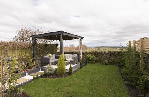 Esh Cottage | Pigswood - Sleeping 2 Guests in 1 Bedroom