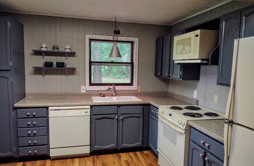 Sault Ste. Marie Cabin | Pine Cabin at Sweet Retreat Waterfront Stay