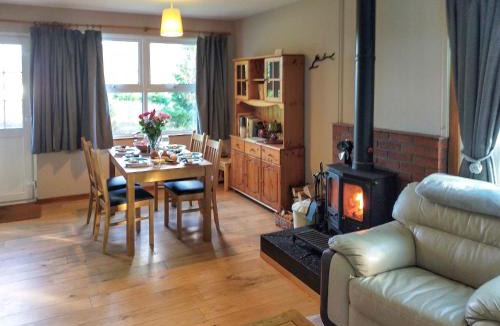 Killin House | Pine Cottage