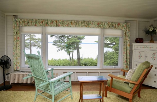 Forest Beach Cottage | Pine Trail Retreat - Cabin, Shared Beach Access