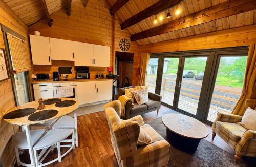 Beauly House | Pinefield Lodge