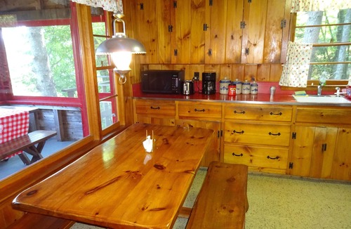 Naples Cottage | Pinewood Cabin – Cozy Maine Lakefront with Dock, Canoe & Rowboat