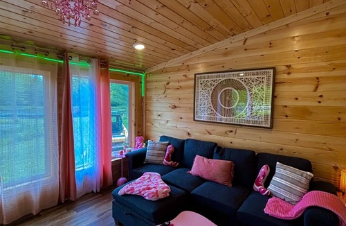 West Newton Apartment | Pink Saddle in Indianapolis