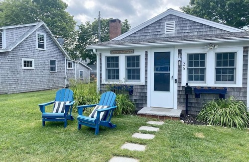 West Yarmouth Cottage | Piping Plover-A Classic Cape Cottage