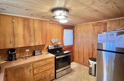 Sebago Villa | Placyd Pines Limit 8 4 Bedroom Cottage by RedAwning