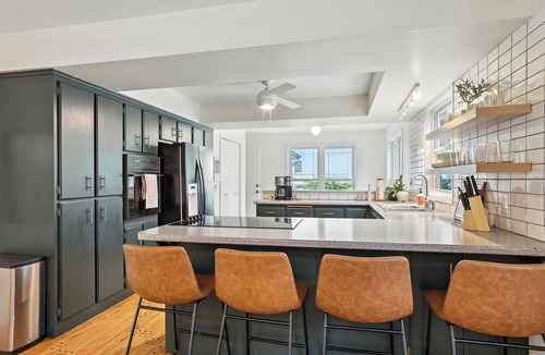 Fridley House | Play and Stay- Big Family Retreat