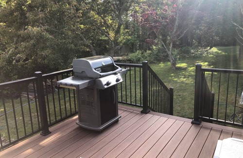 East Orleans House | Pleasant Orleans cottage with quick access to ocean side & bay side beaches.