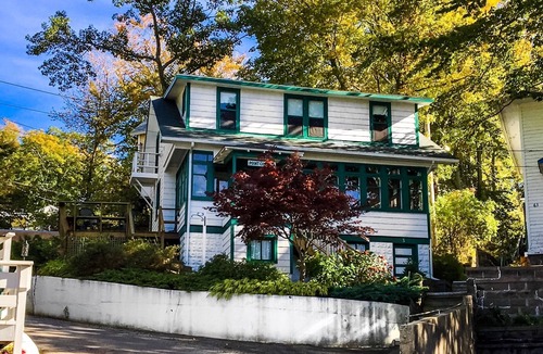 Grand Haven Cottage | "Point Comfort" Lives Up to It's Name