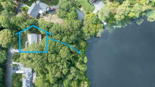 Brewster House | Pond Front Home with Private Dock