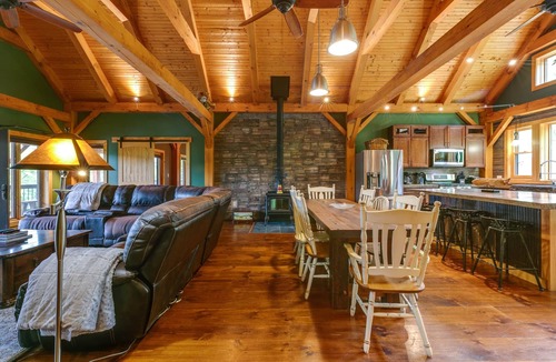 Wellsboro House | Pond's Edge Lodge- Your Premier Wellsboro Escape