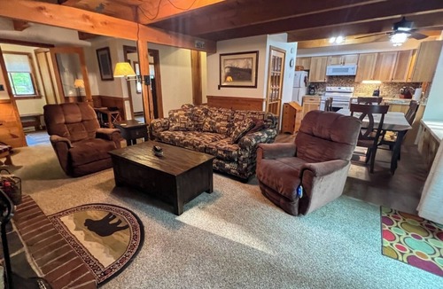 Bartlett House | Pool Trails Onsite 4BR Sleeps 8