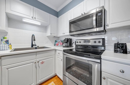 Gulf Place Condo | ☀️Pool View, Beach Access! 1BR- Gulf Place Caribbean 205 - 30A Beach Getaway