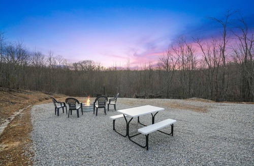 McArthur RV Rental | Poplar Camp Site #1 | Hocking Hills