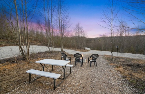 McArthur RV Rental | Poplar Camp Site #1 | Hocking Hills