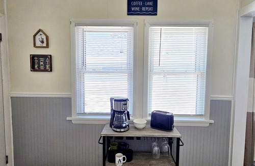 Port Clinton House | Port Clinton Home~Lake & Park Views~Beach Access!