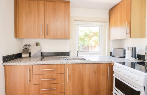 Cummertrees Cottage | Pow-wow Shore Cottage