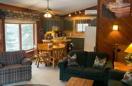 Bessemer Ski Chalet | Powdery Peak Ski Chalet- Where Mountain Memories Begin