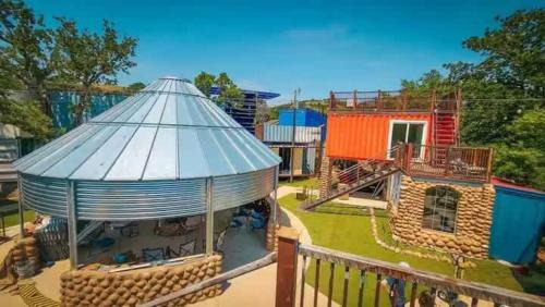 Medicine Park House | PP Wichita Mtns Rooftop View Ft Sill Grad Suite