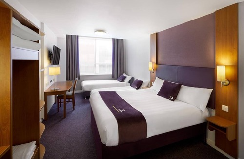Woolsington Hotel | Premier Inn Newcastle Airport - South