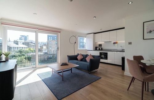 West End Apartment | PREMIER SUITES Edinburgh Fountain Court