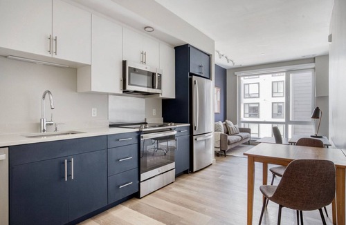 Boston Apartment | Premium Burlington Jr 1BR w/Gym & W/D, nr Dining & Shops, by Blueground
