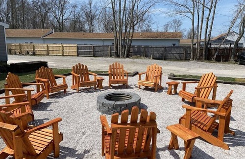 Geneva-on-the-Lake House | Prime East End Location | Walk Everywhere