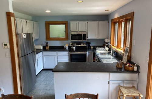 West Tisbury House | PRIME FERRY TICKETS AVAILABLE! CHARMING MUSIC ST HOME WITH PRIVATE BEACH ACCESS!