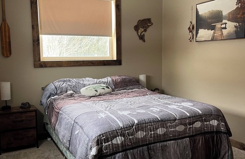Hayward House | Prime Hayward location - 3BR - Near It All