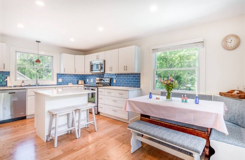 Katama House | Private 1/2 acre property, charming 4 bedroom, 21/2 bath, great Katama location.