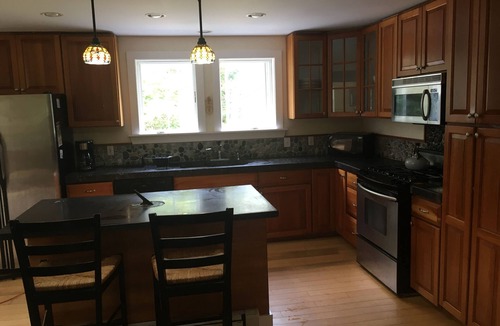 Martinsville House | Private 4-bedroom house in beautiful St. George with AC, comfort, and space