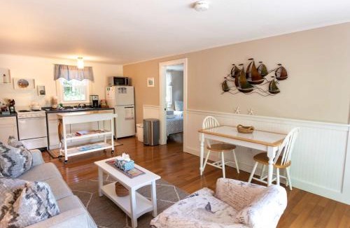 Wellfleet House | Private Association Pool Great Location