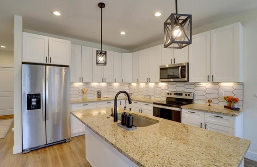 Brighton House | Private Backyard & Patio! Family Home in Brighton