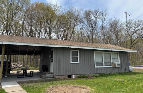 Garrison Cabin | Private cabin on serene lake. Small family owned resort. Great fishing lake.