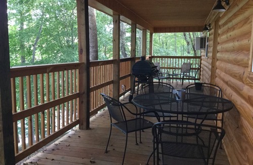 Russell Springs Cabin | Private Catch And Release Lake-Boat Rental Included! Close to Lake Cumberland!